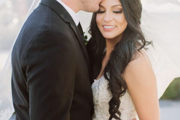 Wedding_394-scaled(pp_w906_h1358)
